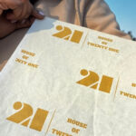 Butterpaper {Golden Print butterpaper, wrapping paper} - Image 2